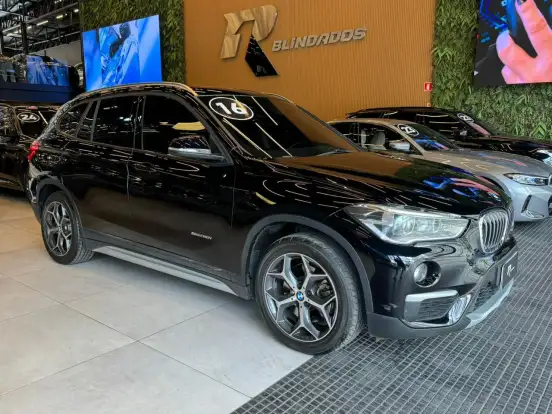 BMW-X1-2.0 16V TURBO ACTIVEFLEX SDRIVE20I X-LINE 4P AUTOMÁTICO BMW-X1-2016