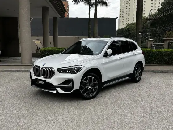 BMW X1 2.0 16V TURBO ACTIVEFLEX SDRIVE20I X-LINE 4P AUTOMÁTICO