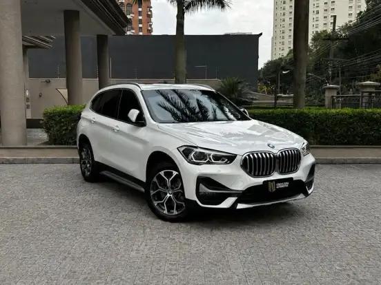 BMW-X1-2021