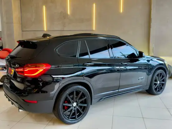 BMW-X1-2.0 16V TURBO ACTIVEFLEX XDRIVE25I SPORT 4P AUTOMÁTICO BMW-X1-2016