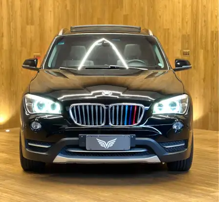 BMW-X1-2014