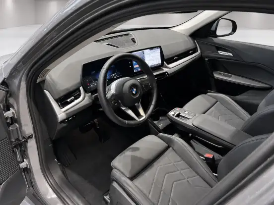 BMW-X1-2.0 16V TURBO GASOLINA SDRIVE20I GP STEPTRONIC BMW-X1-2026