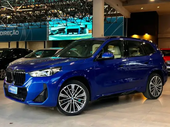 BMW-X1-2024