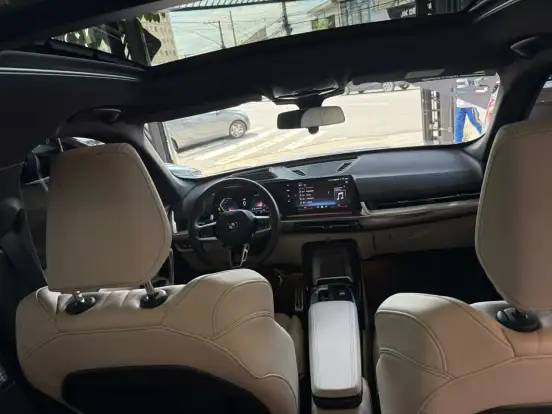 BMW-X1-2024