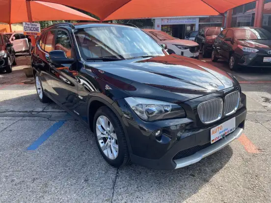 BMW-X1-2012
