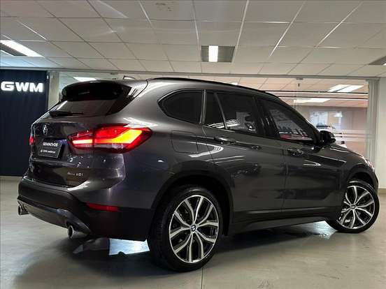 BMW-X1-2022
