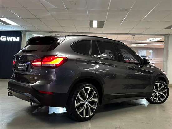 BMW-X1-2.0 16V TURBO ACTIVEFLEX SDRIVE20I GP 4P AUTOMÁTICO BMW-X1-2022