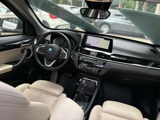 BMW-X1-2.0 16V TURBO ACTIVEFLEX SDRIVE20I X-LINE 4P AUTOMÁTICO BMW-X1-2021