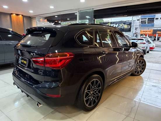 BMW-X1-2017