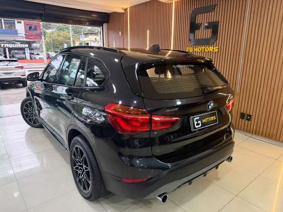 BMW-X1-2.0 16V TURBO ACTIVEFLEX XDRIVE25I SPORT 4P AUTOMÁTICO BMW-X1-2017