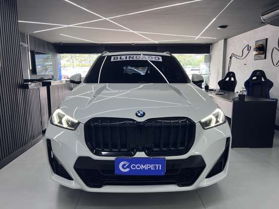 BMW-X1-2024