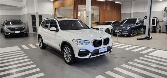 BMW-X3-2021