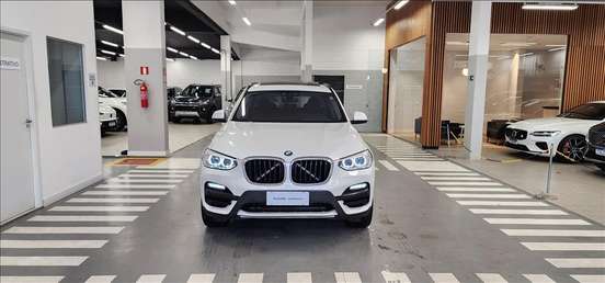 BMW-X3-2021