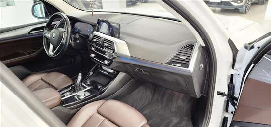 BMW-X3-2021