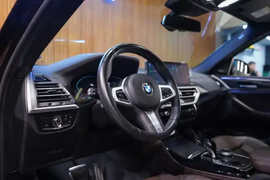 BMW-X4-2023