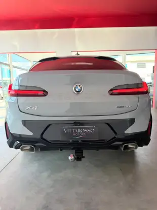 BMW-X4-2023