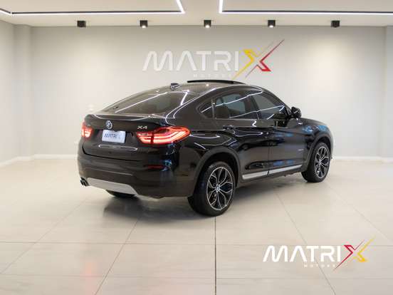 BMW-X4-2.0 28I X LINE 4X4 16V TURBO GASOLINA 4P AUTOMÁTICO BMW-X4-2016