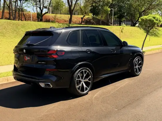 BMW-X5-3.0 I6 TURBO HÍBRIDO XDRIVE50E M SPORT AUTOMÁTICO BMW-X5-2025
