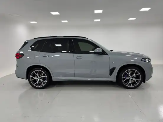 BMW-X5-3.0 I6 TURBO HÍBRIDO XDRIVE50E M SPORT AUTOMÁTICO BMW-X5-2024