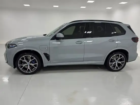 BMW-X5-3.0 I6 TURBO HÍBRIDO XDRIVE50E M SPORT AUTOMÁTICO BMW-X5-2024