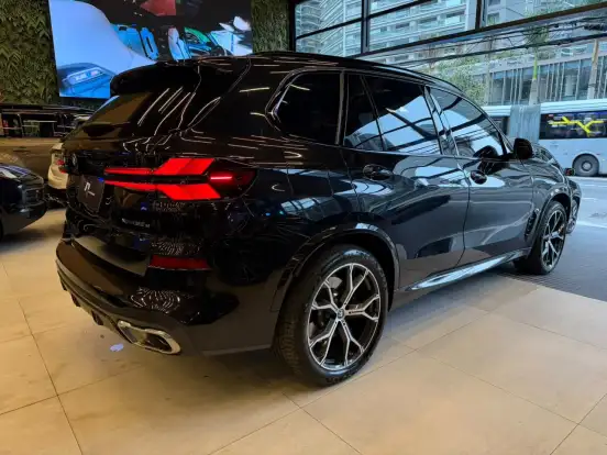 BMW-X5-2025
