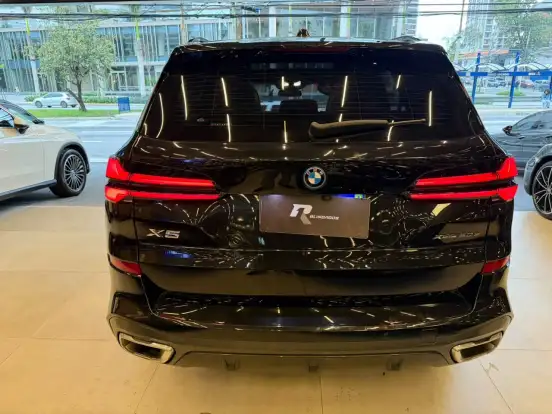 BMW-X5-2025