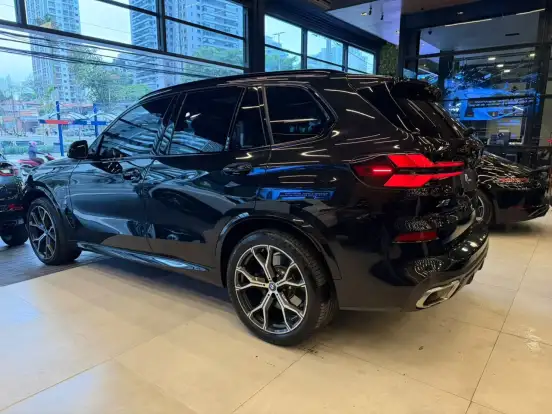 BMW-X5-2025