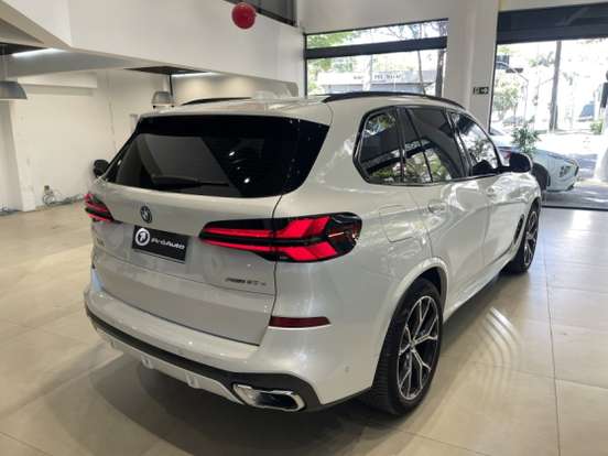 BMW-X5-3.0 I6 TURBO HÍBRIDO XDRIVE50E M SPORT AUTOMÁTICO BMW-X5-2025