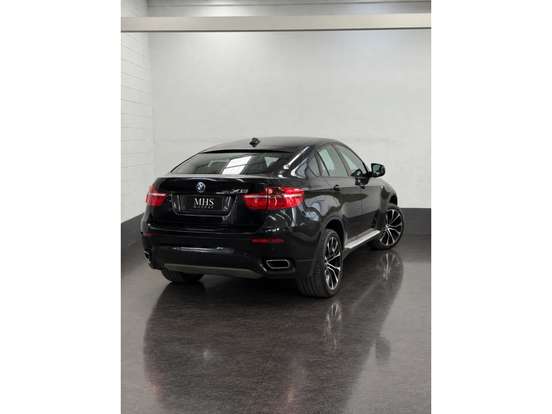 BMW-X6-2011