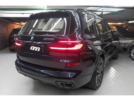 BMW-X7-4.4 V8 GASOLINA M60i STEPTRONIC BMW-X7-2024