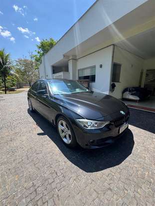 BMW-320i-2013