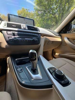 BMW-320i-2013