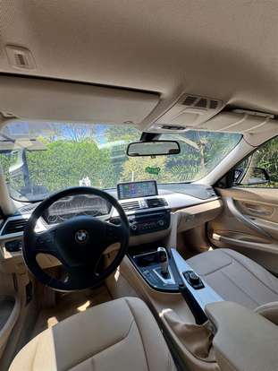BMW-320i-2013