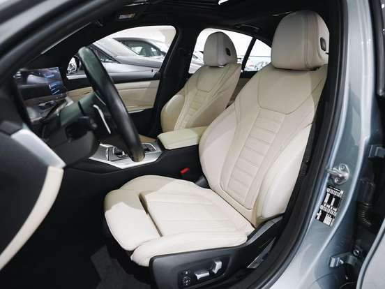 BMW-320i-2.0 16V TURBO FLEX M SPORT AUTOMÁTICO BMW-320i-2022