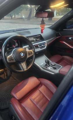 BMW-320i-2022