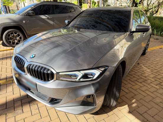 BMW-320i-2024