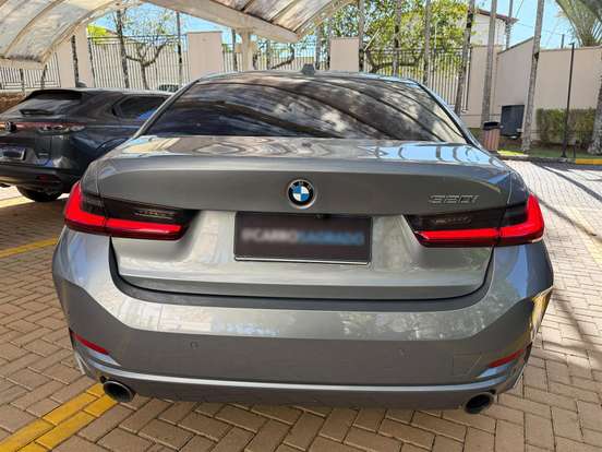 BMW-320i-2024