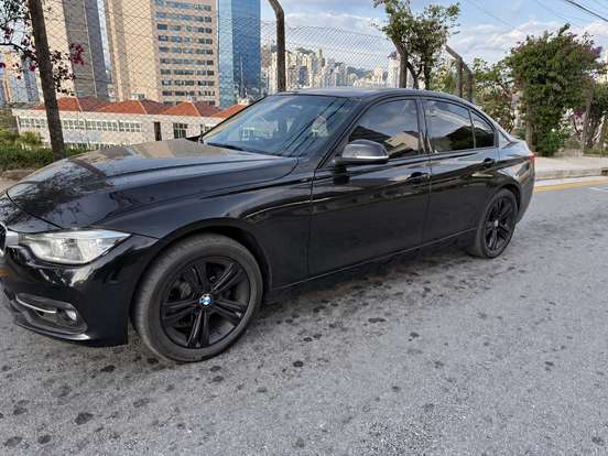BMW-320i-2016
