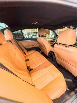 BMW-530e-2022