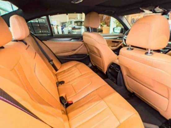 BMW-530e-2.0 16V TWINPOWER HÍBRIDO M SPORT AUTOMÁTICO BMW-530e-2022