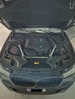 BMW-530e-2022