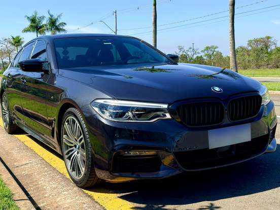 BMW-540i-3.0 24V TURBO GASOLINA M SPORT AUTOMÁTICO BMW-540i-2019