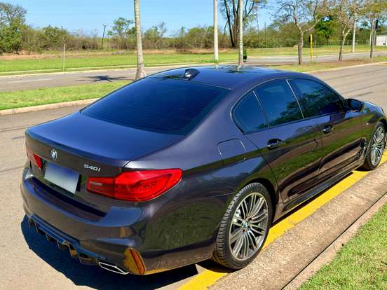 BMW-540i-3.0 24V TURBO GASOLINA M SPORT AUTOMÁTICO BMW-540i-2019