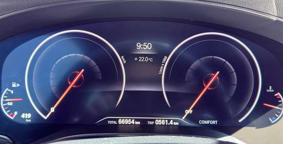 BMW-540i-2019