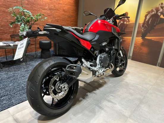 BMW-F 900 R SPORT PLUS BMW-F 900 R SPORT PLUS-2024