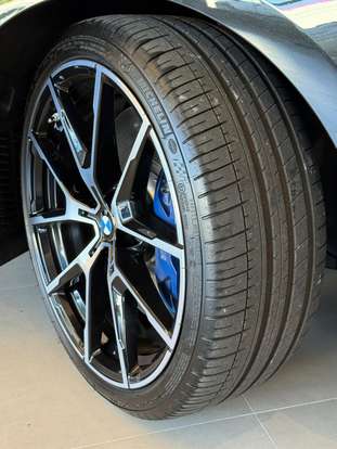 BMW-M 850i-2019