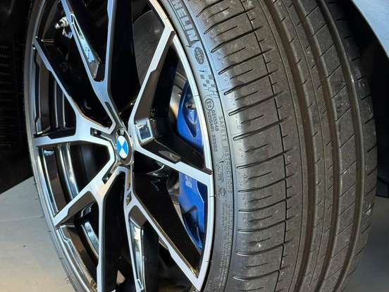 BMW-M 850i-4.4 V8 TWINPOWER GASOLINA XDRIVE STEPTRONIC BMW-M 850i-2019