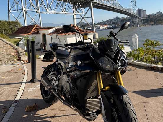 BMW-S 1000 R BMW-S 1000 R-2015