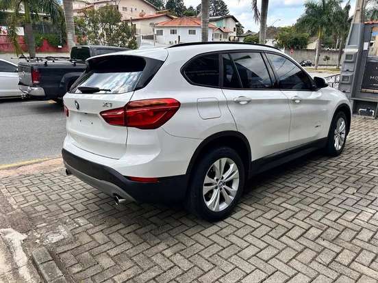 BMW-X1-2017