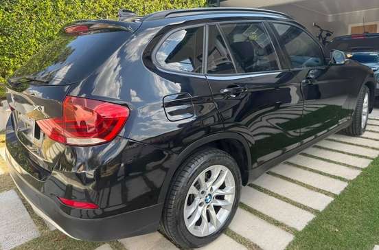 BMW-X1-2014